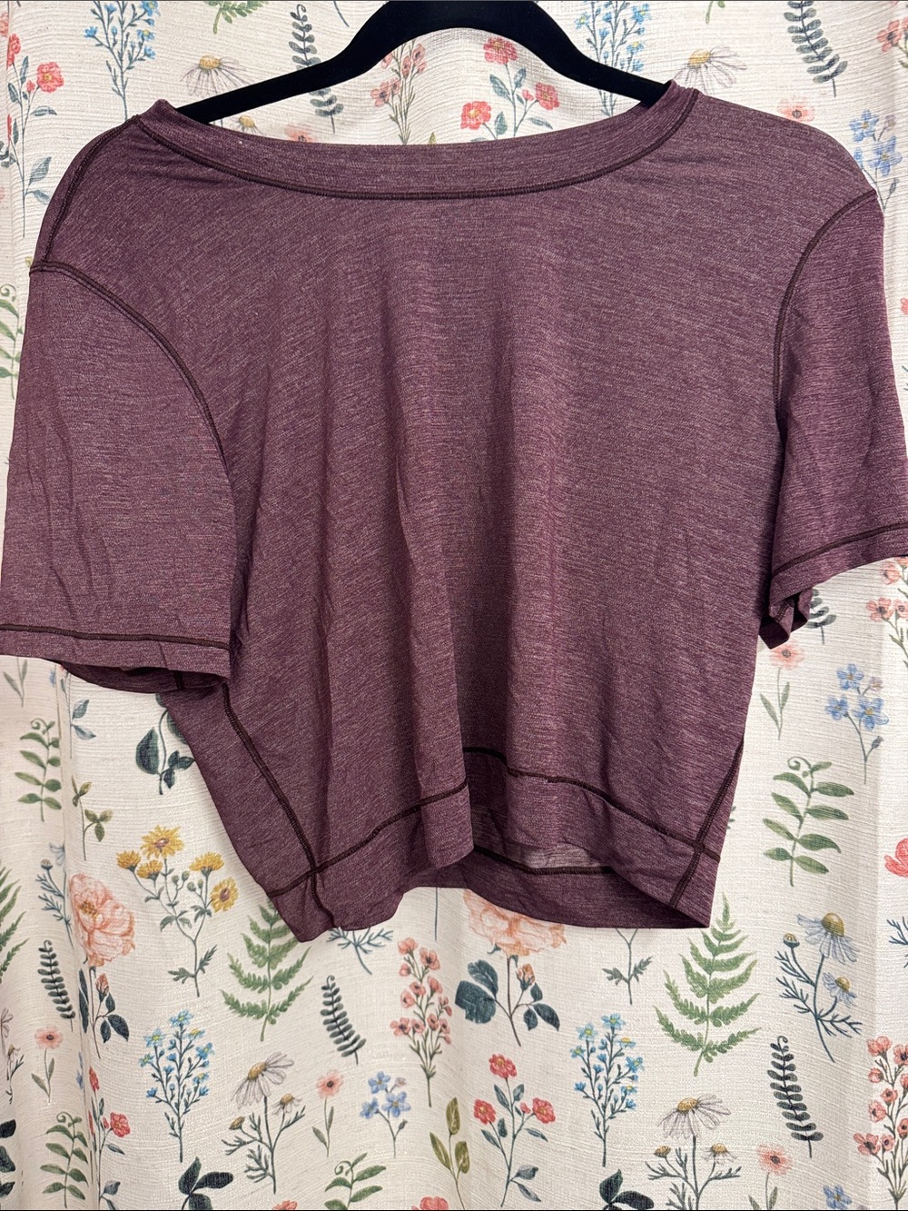 lululemon athletica Short-Sleeve Cropped Tee in Heather Plum